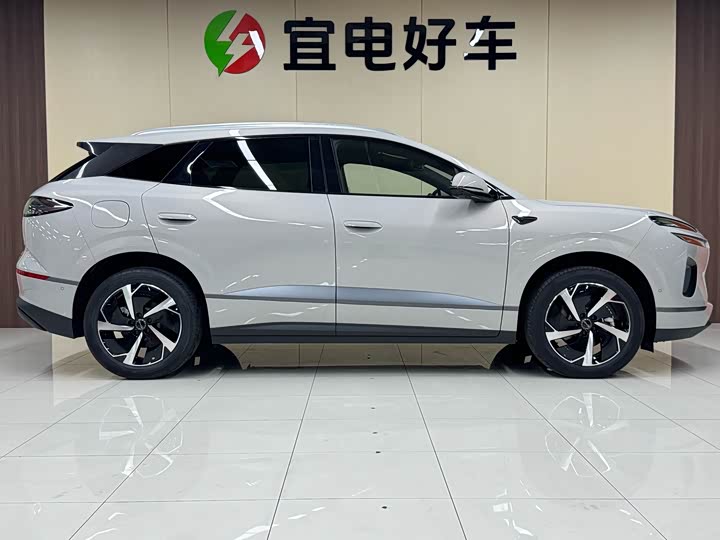BYD Sea Lion 06 Hybrid/EV, 2026 — фото 4 из 9