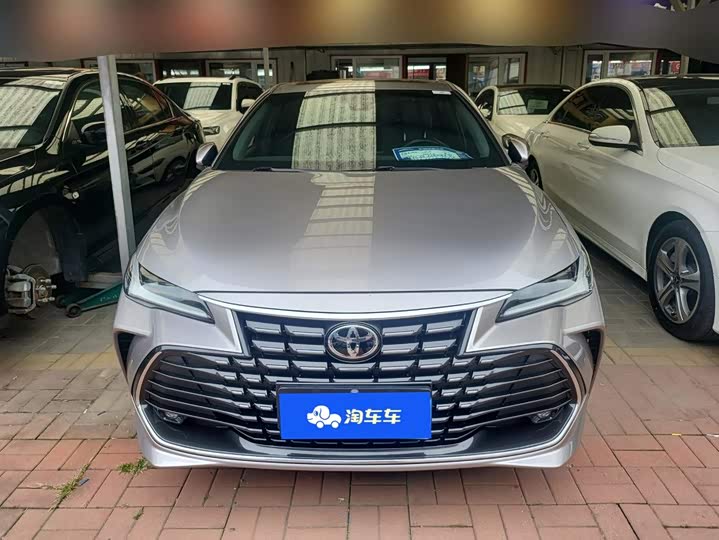 Toyota Avalon, 2022 — фото 2 из 9