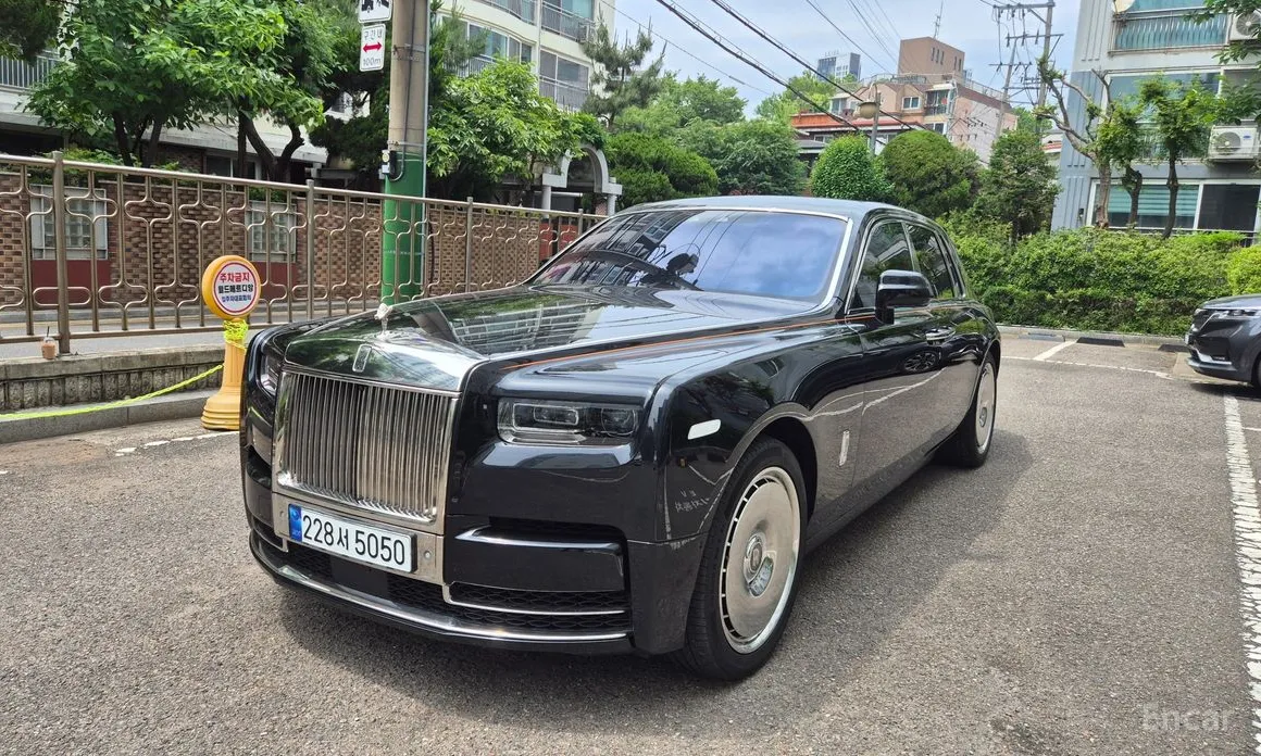 Rolls-Royce Phantom, 2023 — купить в Тольятти под ключ