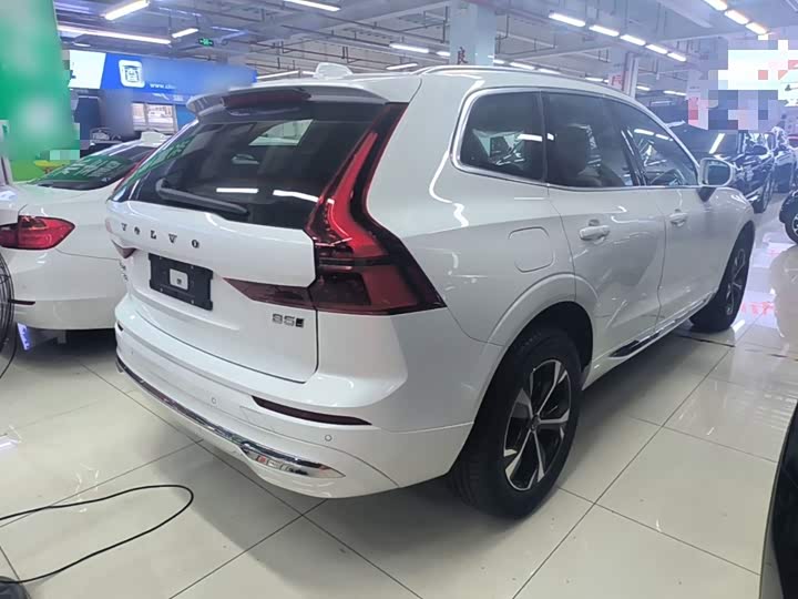 Volvo XC60, 2026 — фото 7 из 9