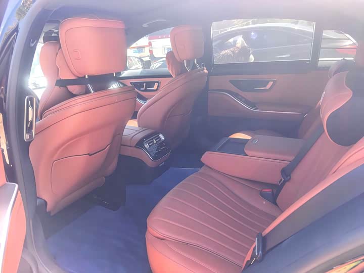 Mercedes-Benz S-Class, 2024 — фото 4 из 5