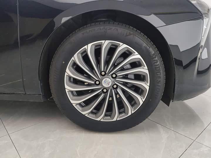 Buick LaCrosse, 2023 — фото 6 из 9