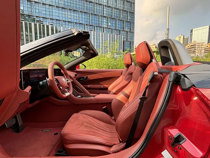 MG Motor Cyberster, 2023 — фото 6 из 9