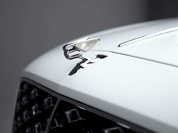 Bentley Flying Spur Hybrid, 2025 — фото 7 из 9