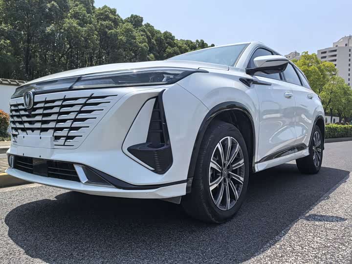 Changan CS75 Plus, 2023 — купить в Курске под ключ