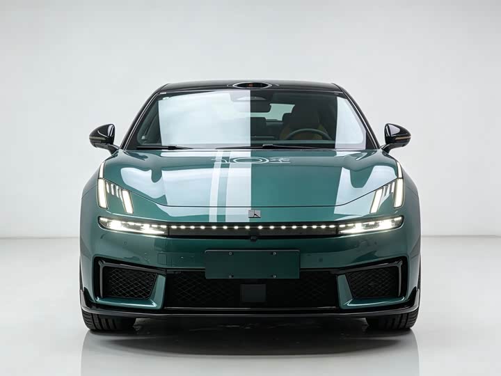 Lynk & Co 30 EM-P Hybrid, 2026 — фото 2 из 9