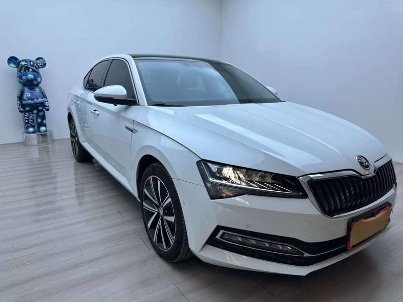 Skoda Superb, 2023 — фото 3 из 12