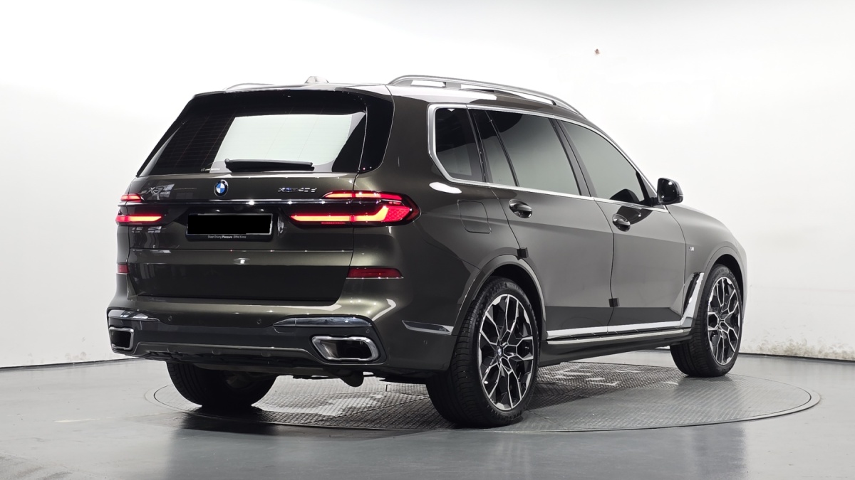 BMW X7, 2025 — фото 2 из 12