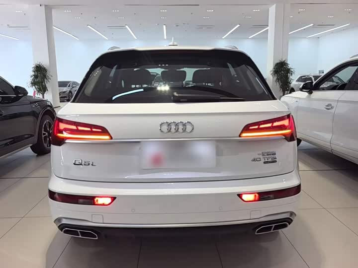 Audi Q5L, 2024 — фото 6 из 9