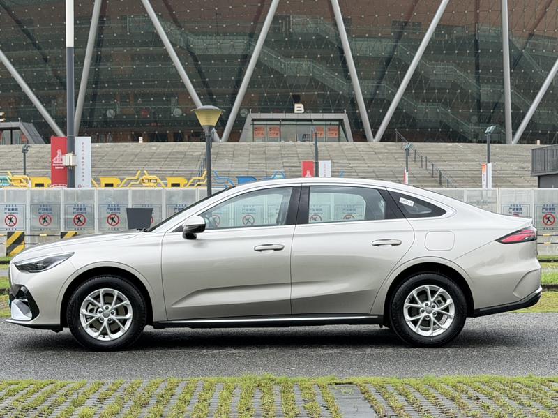 Geely Galaxy Starshine 6, 2026 — фото 4 из 12