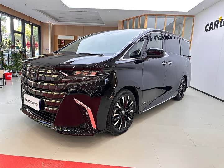 Toyota Alphard, 2024 — купить в Санкт-Петербурге под ключ