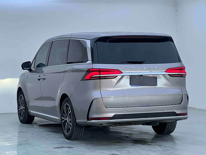 Roewe iMax 8, 2023 — фото 7 из 9