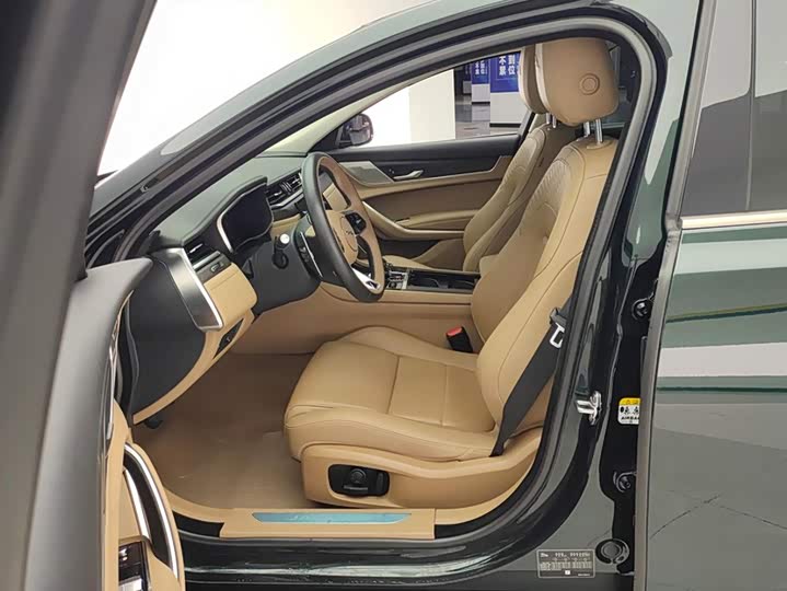Jaguar XF L, 2024 — фото 9 из 9