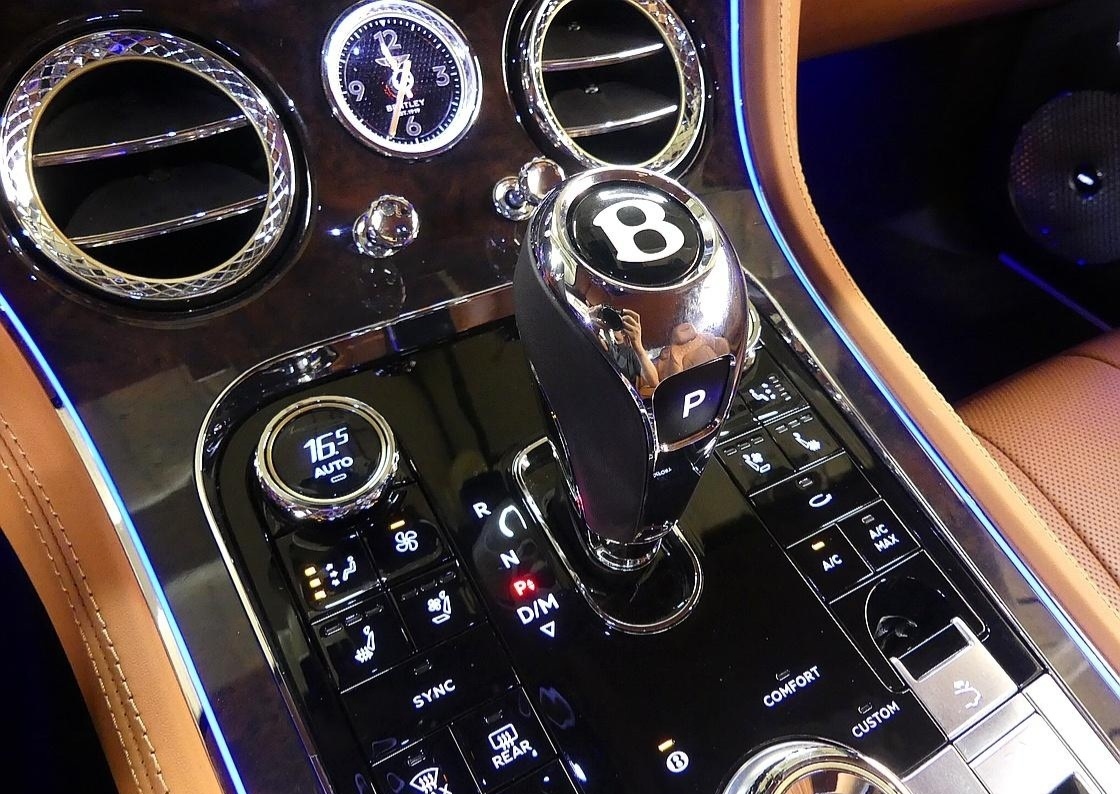 Bentley Continental GT, 2022 — фото 6 из 12