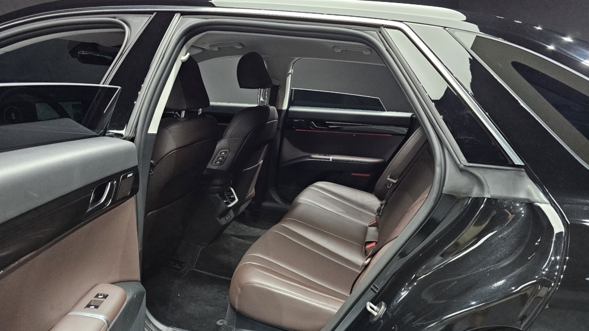 Hyundai Grandeur, 2023 — фото 10 из 12