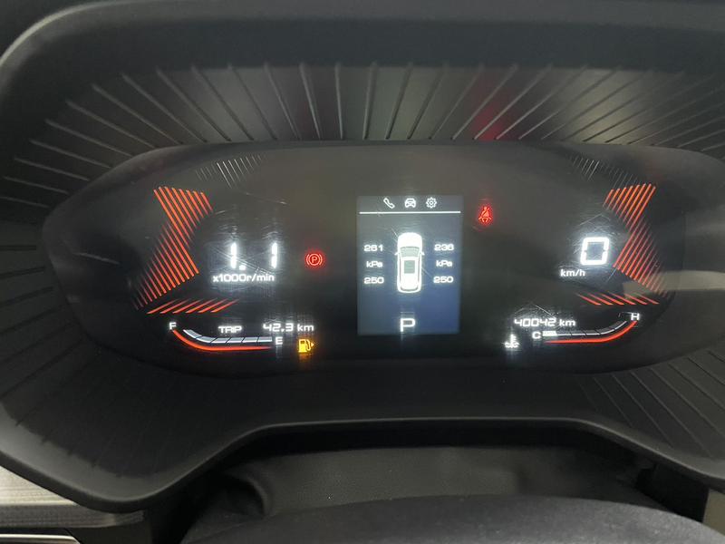 Wuling Asta, 2022 — фото 8 из 12