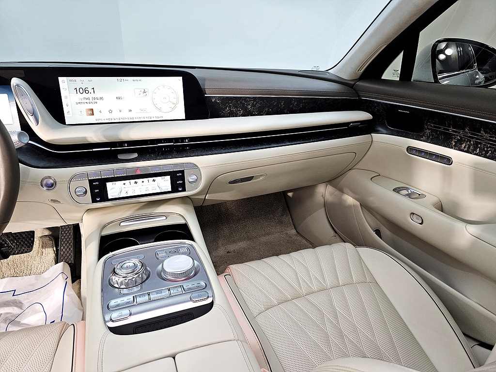 Genesis G90, 2023 — фото 9 из 12
