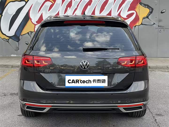 Volkswagen Passat Variant, 2023 — фото 4 из 7