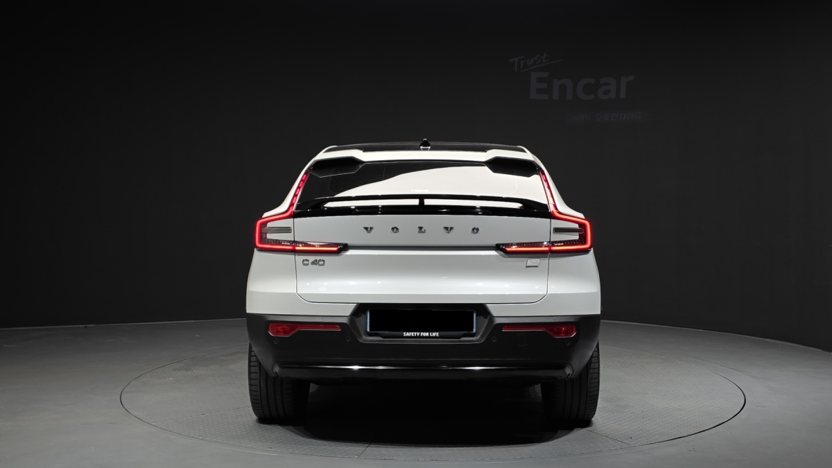 Volvo C40, 2023 — фото 4 из 12