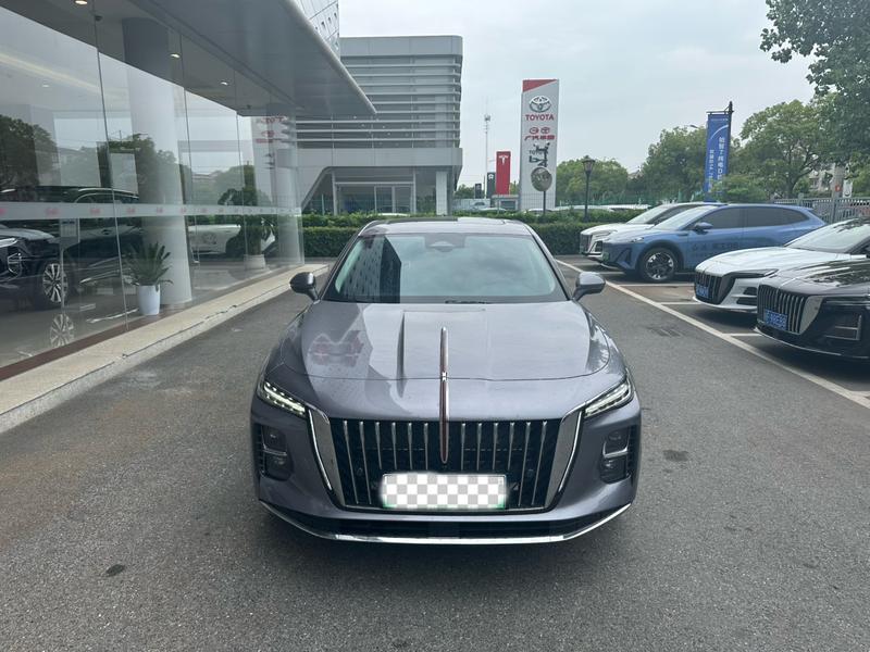 Hongqi H5 Hybrid, 2025 — фото 2 из 12