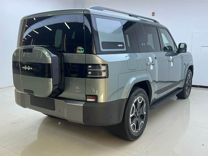 BYD FangChengBao Titanium 7 (Tai 7), 2026 — фото 7 из 9