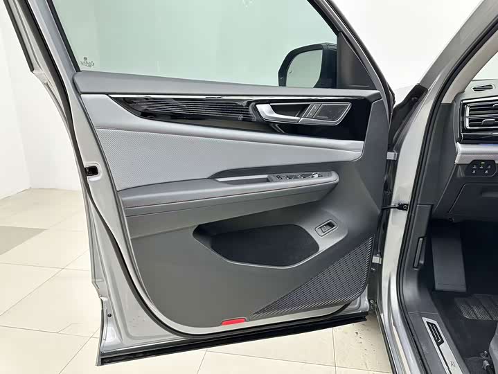 Volkswagen Teramont X, 2022 — фото 4 из 9