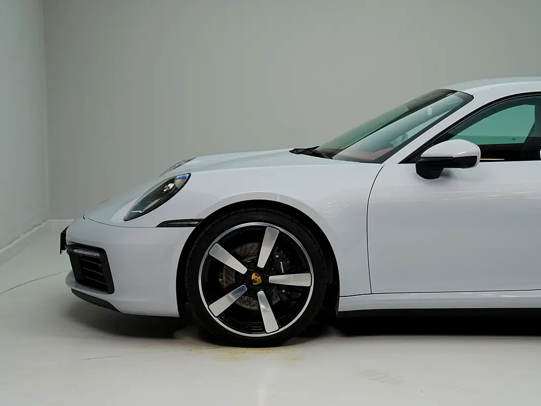 Porsche 911, 2024 — фото 4 из 10