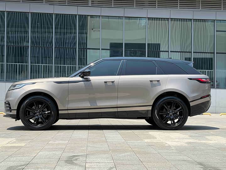 Land Rover Range Rover Velar, 2022 — фото 4 из 9
