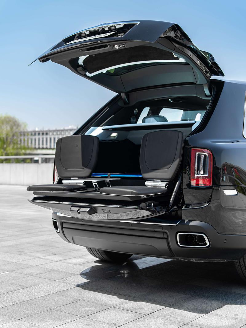 Rolls-Royce Cullinan, 2024 — фото 2 из 7