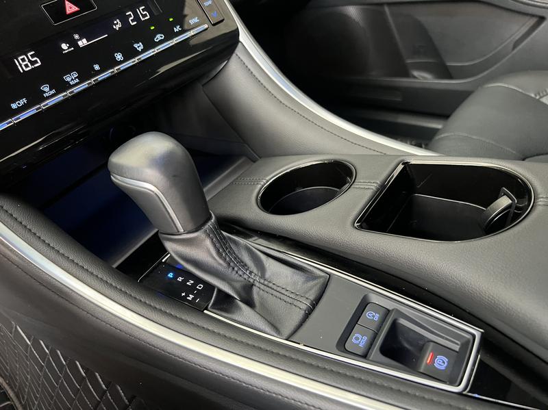 Toyota Avalon, 2023 — фото 10 из 12