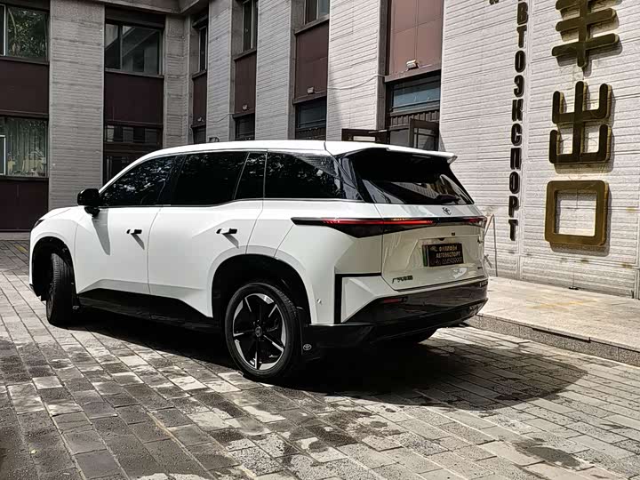 Toyota bZ3X, 2025 — фото 2 из 9