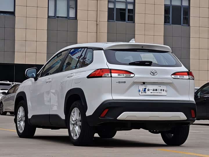 Toyota Corolla Cross, 2025 — фото 5 из 9