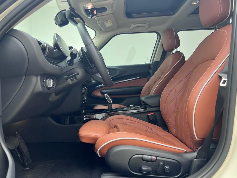 Mini Clubman, 2021 — фото 10 из 12