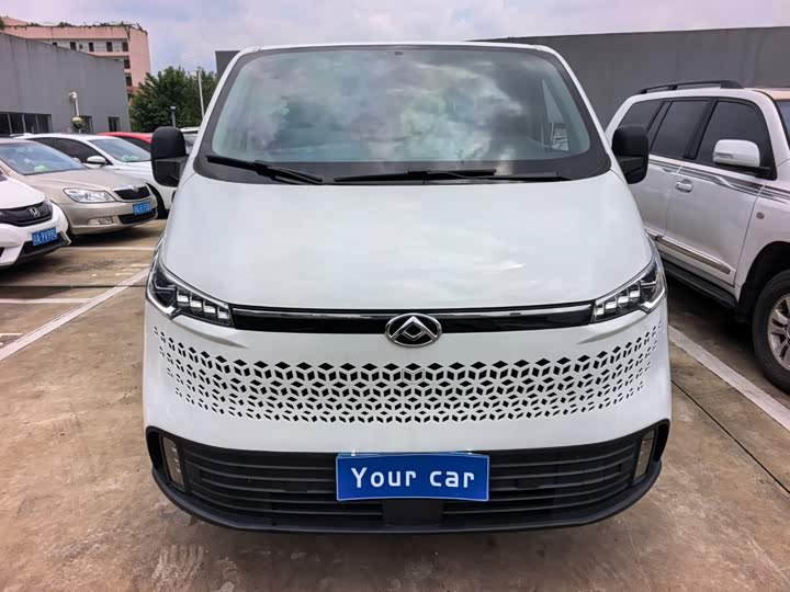 Maxus V70, 2023 — фото 2 из 9