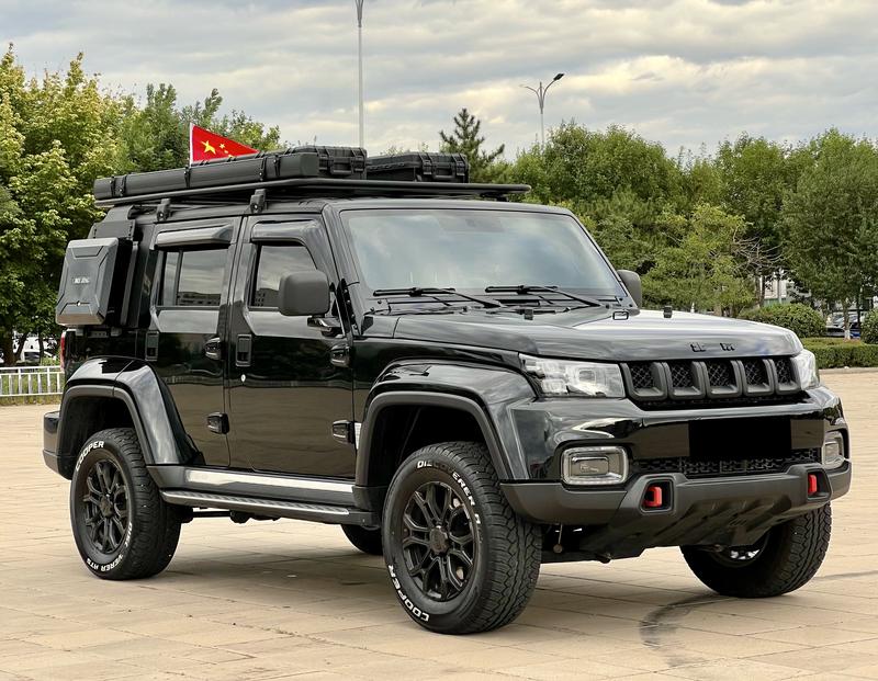 BAIC Beijing BJ40, 2025 — фото 3 из 10