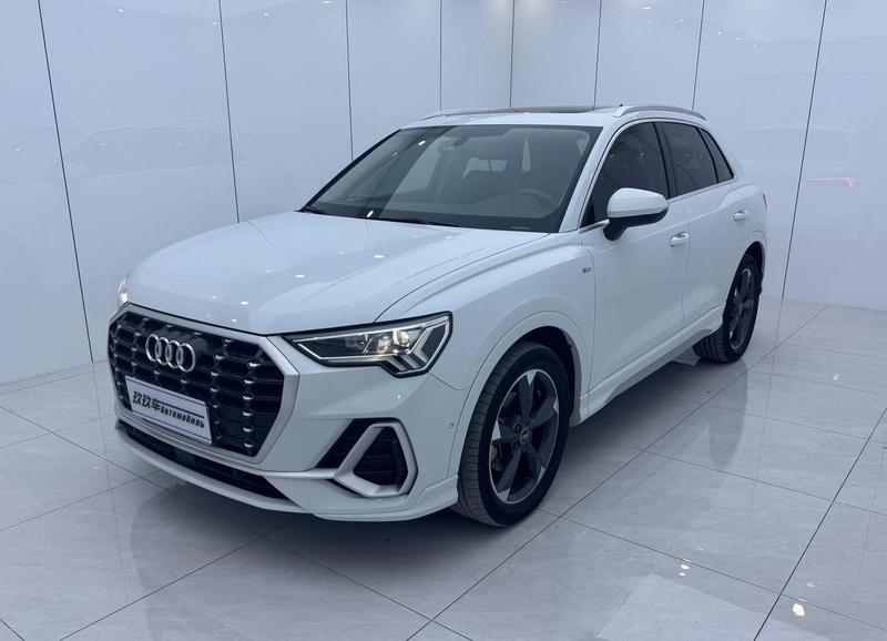 Audi Q3, 2022 — купить в Санкт-Петербурге под ключ