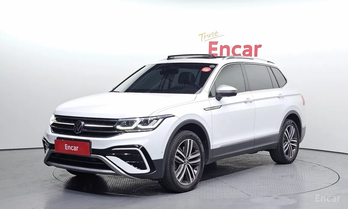 Volkswagen Tiguan, 2023 — купить в Москве под ключ