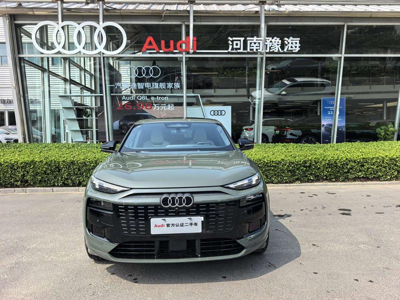 Audi Q6L e-tron Sportback, 2025 — фото 2 из 12