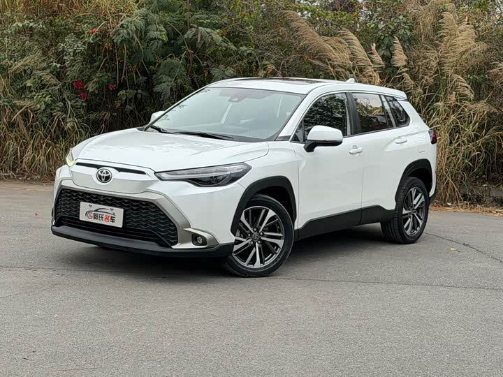 Toyota Frontlander, 2022 — купить в Перми под ключ