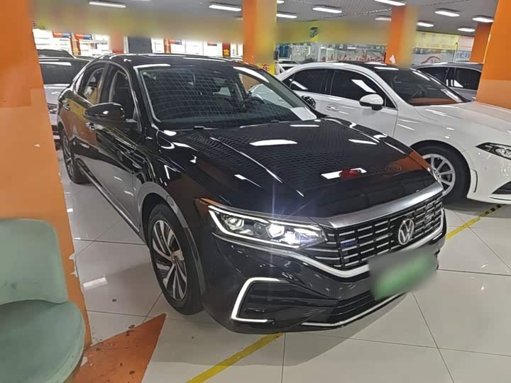 Volkswagen Passat Hybrid, 2022 — фото 4 из 9