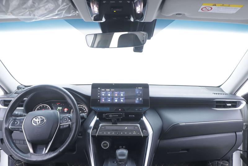 Toyota Venza, 2023 — фото 6 из 12