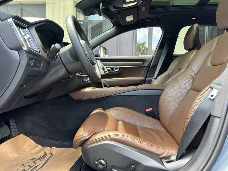 Volvo V90, 2021 — фото 8 из 10
