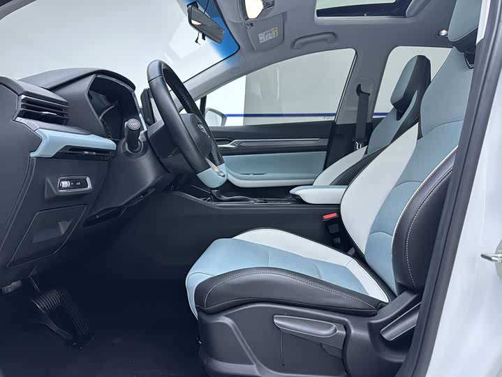 Geely Emgrand GS, 2022 — фото 7 из 9