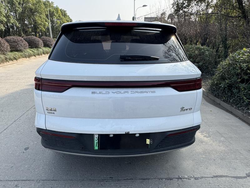 BYD Song Pro Hybrid, 2023 — фото 6 из 12