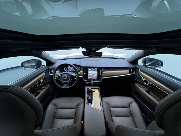 Volvo S90, 2024 — фото 7 из 9