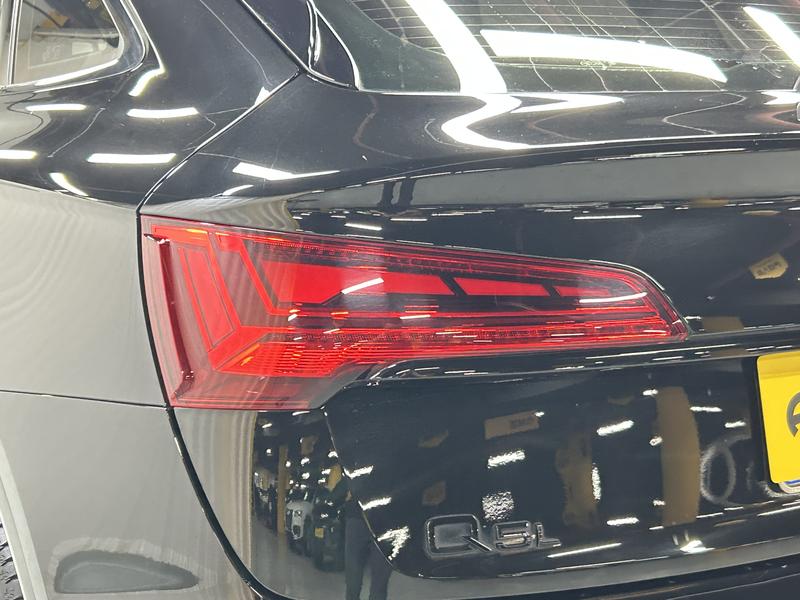 Audi Q5L Sportback, 2023 — фото 10 из 12