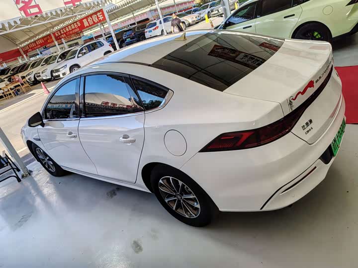 BYD Qin Plus, 2024 — фото 8 из 9