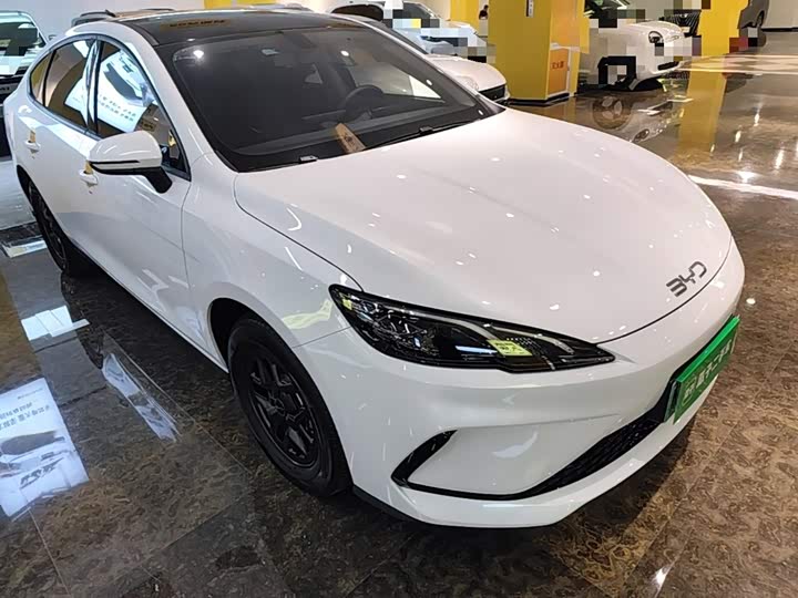 BYD Seal 05 DM-i Hybrid, 2026 — фото 4 из 9