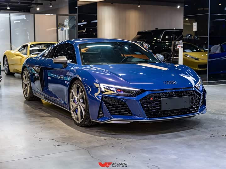Audi R8, 2023 — фото 3 из 9