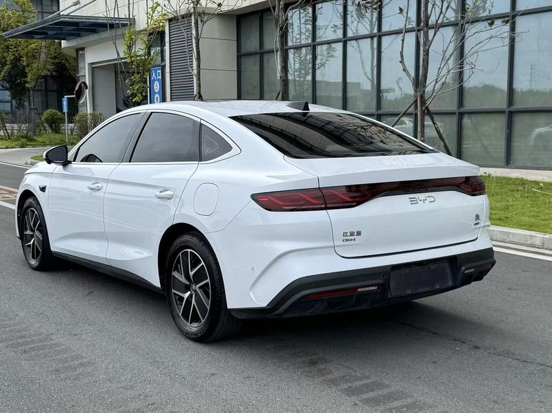 BYD Qin L, 2025 — фото 4 из 10